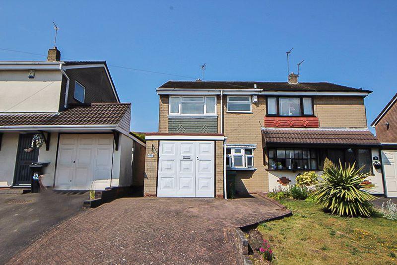 Upper Ettingshall Road, COSELEY, WV14 9QZ 3 bed semidetached house for