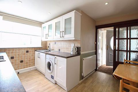 3 bedroom semi-detached house for sale - Upper Ettingshall Road, COSELEY, WV14 9QZ
