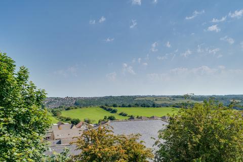 4 bedroom detached house for sale, Sunny Court, Batley