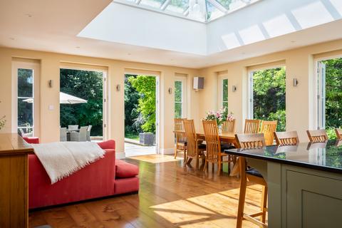Chipping Croft Cirencester Road, Tetbury, GL8 8DQ