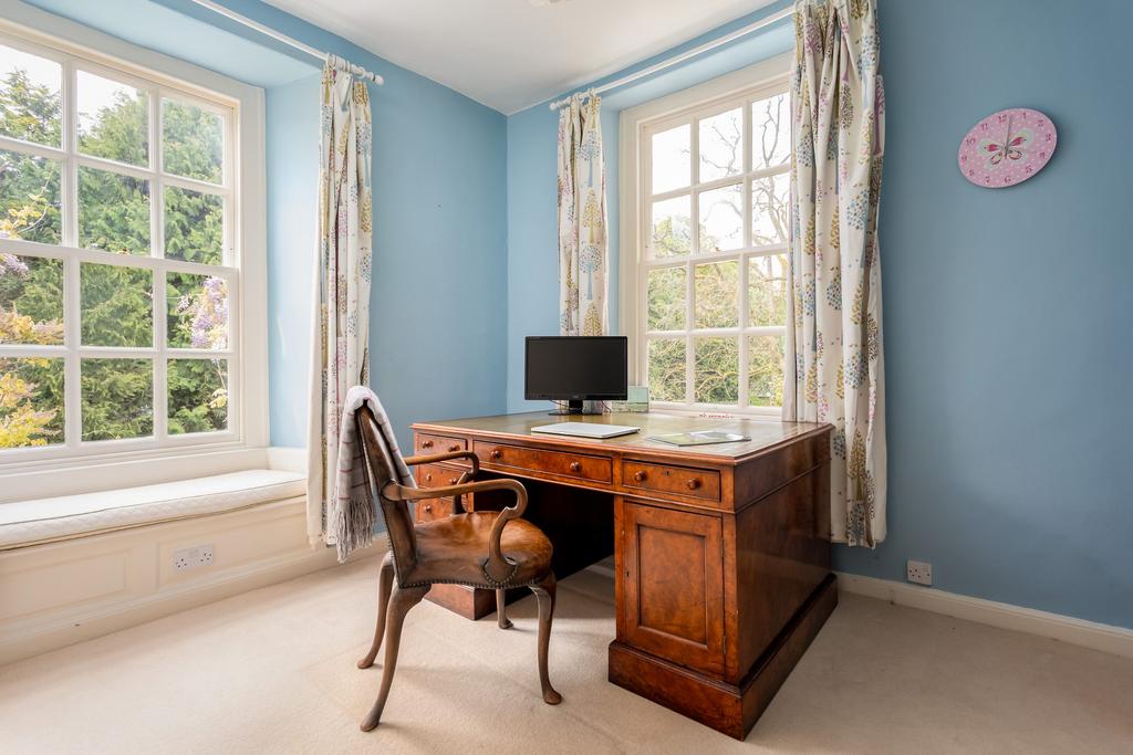 Chipping Croft, Tetbury, GL8 8 DQ, for sale with...