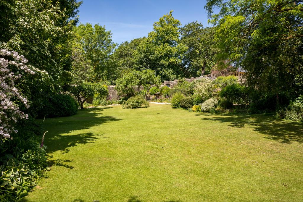 Chipping Croft, Tetbury, GL8 8 DQ, for sale with...