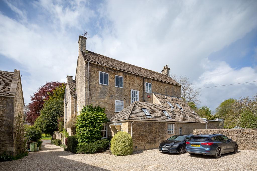 Chipping Croft, Tetbury, GL8 8 DQ, for sale with...