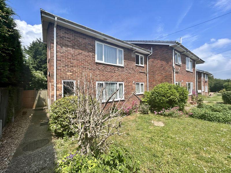 The Hollows, Newport 2 bed apartment for sale £155,000