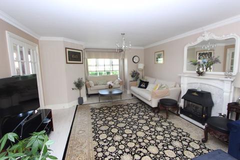 5 bedroom detached house for sale, Rhodfa'r Carneddau, Upper Colwyn Bay