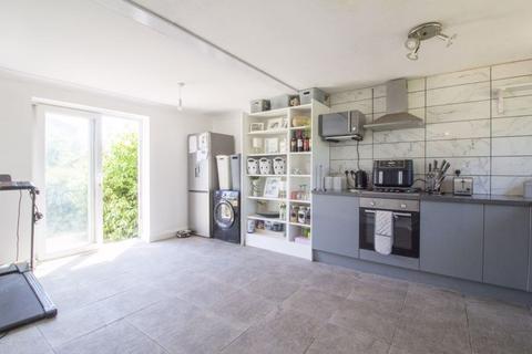 84 Barnets, Greenmeadow, Cwmbran, NP44 4UZ