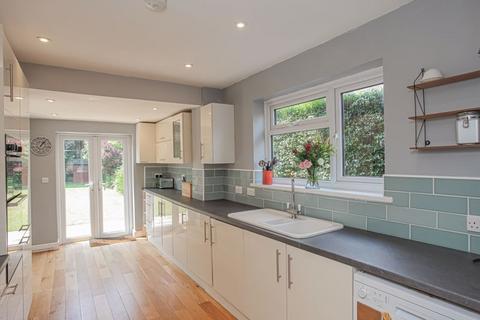 6 bedroom detached house for sale, Oxford Road, Bodicote - NO ONWARD CHAIN