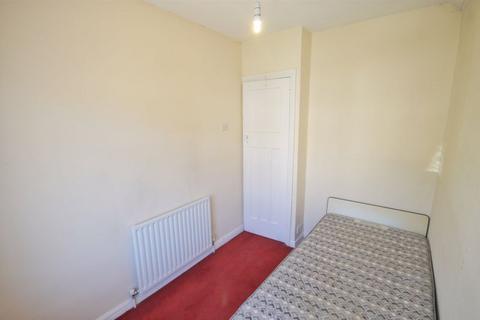 3 bedroom end of terrace house for sale, Bourne View, Greenford