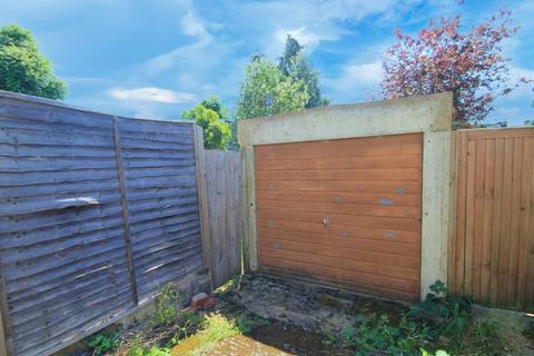 74 Bourne View, Greenford, UB6 7QT