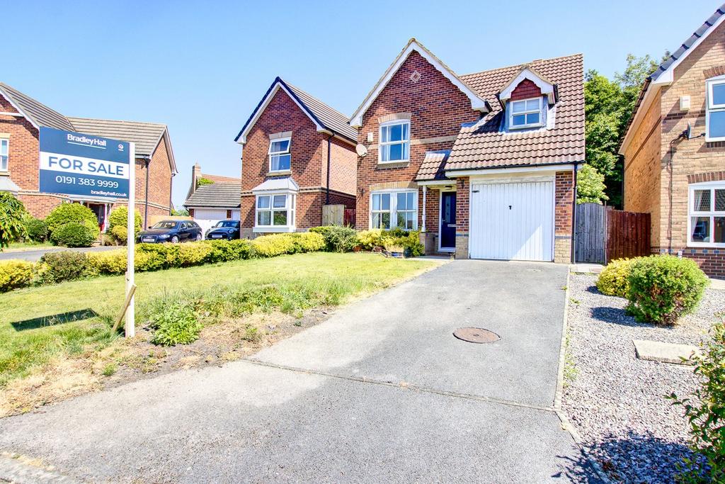 St Cuthberts Way, Sherburn Village, Durham, DH6 3 bed detached house