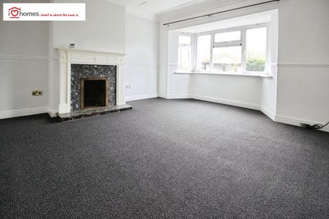 3 bedroom terraced house to rent, Glastonbury Crescent, Walsall