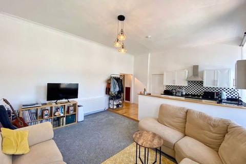 3 bedroom flat for sale, Sandgate, Ayr