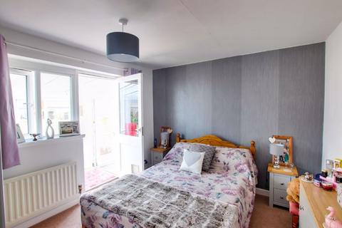 6 Chilmark Road, Trowbridge, BA14 9DD