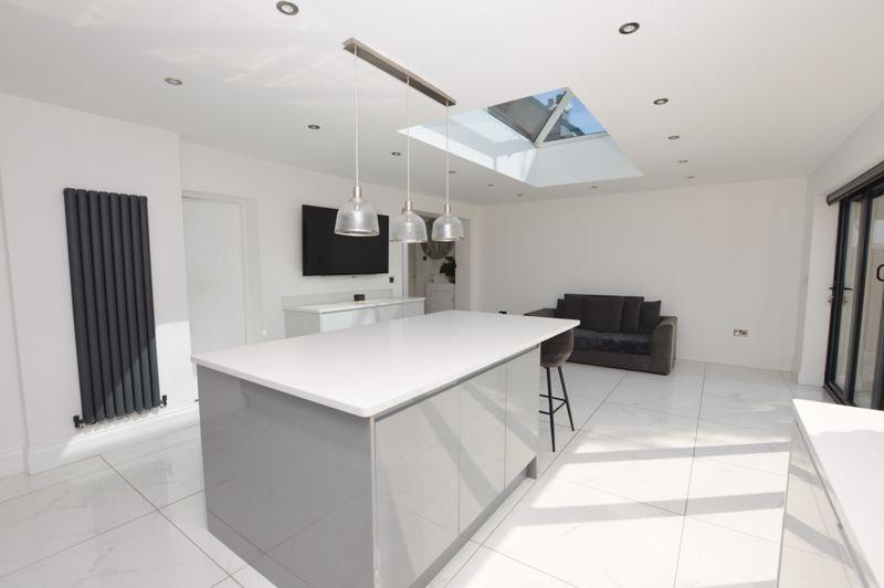 Kitchen/Diner/Lounge