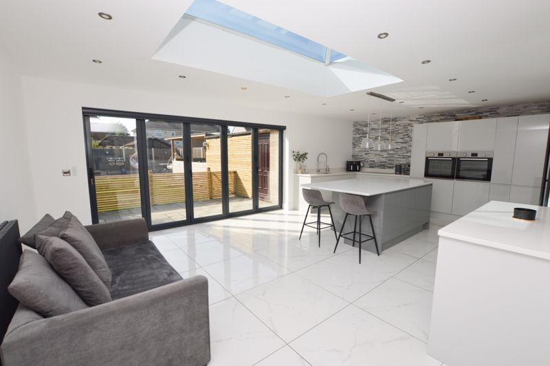 Kitchen/Diner/Lounge