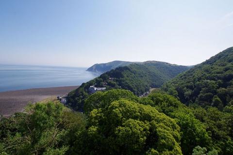 24 Castle Heights, Lynton, EX35 6JD