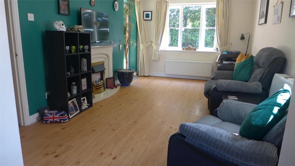 Heritage Drive, Waterside, Longford, CV6 2 bed apartment for sale £