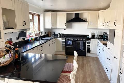 5 bedroom detached house for sale, Forge Road, Langley, Southampton, Hampshire, SO45