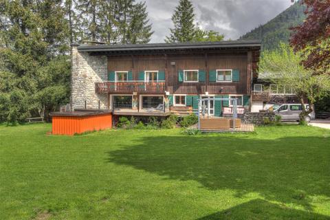 9 bedroom apartment, Chalet Morin, Morzine