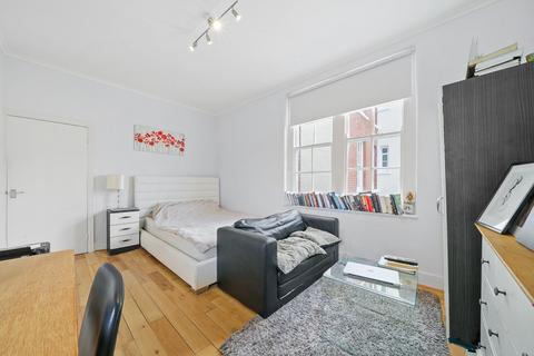 Studio to rent, Abbey House, Abbey Road, London NW8