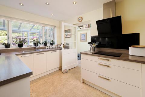 3 bedroom detached house for sale, High Street, Elham, Canterbury, CT4