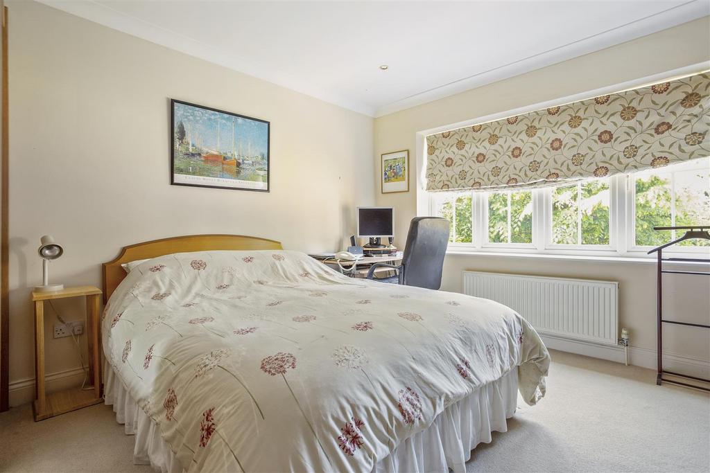Flat 2 319505  (13).jpg