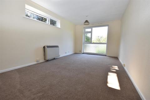 undefined, Aurum Close, Horley