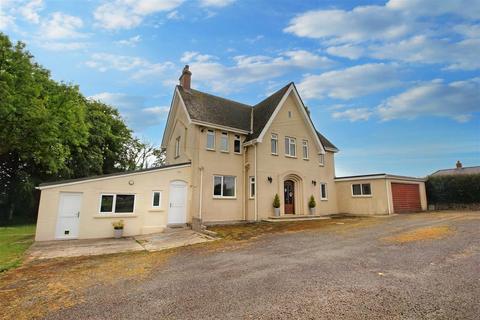 4 bedroom detached house for sale, St. Florence, Tenby
