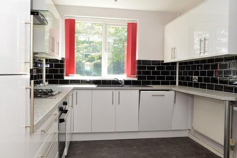 2 Fir Tree Avenue, Oldham, OL8 2SR