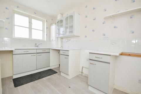 2 bedroom flat for sale, Meadow Gate Avenue, Sothall, Sheffield, S20 2PQ