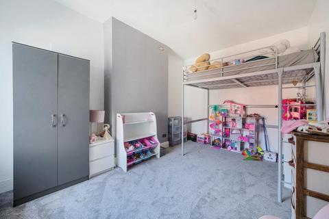 42 Duffield Road, Salford, M6 7RD