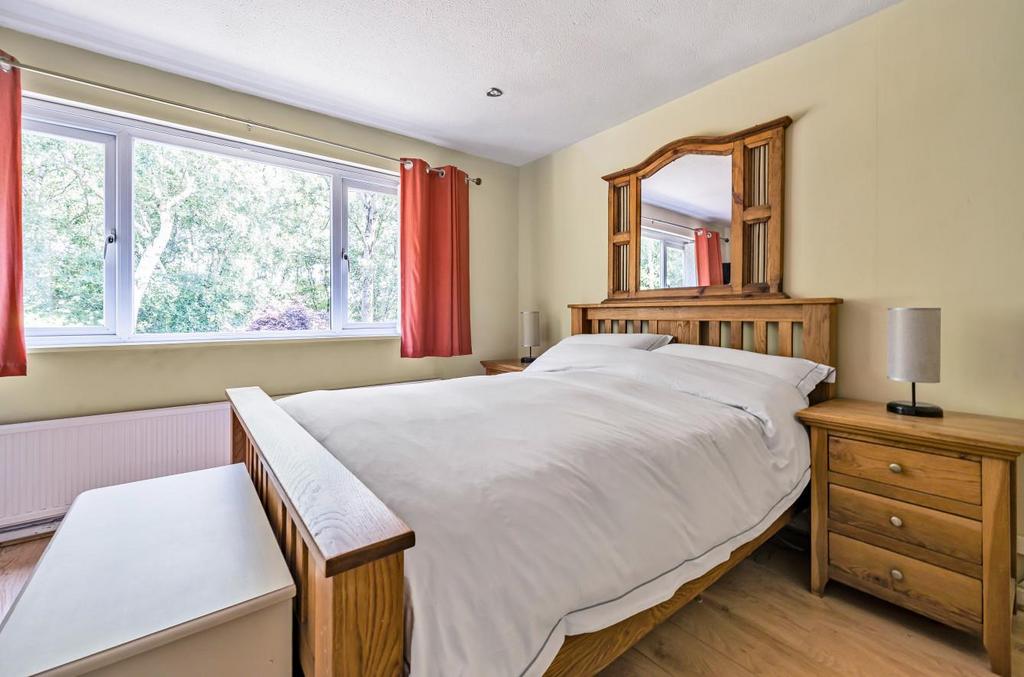 Bedroom 1 (New).jpg