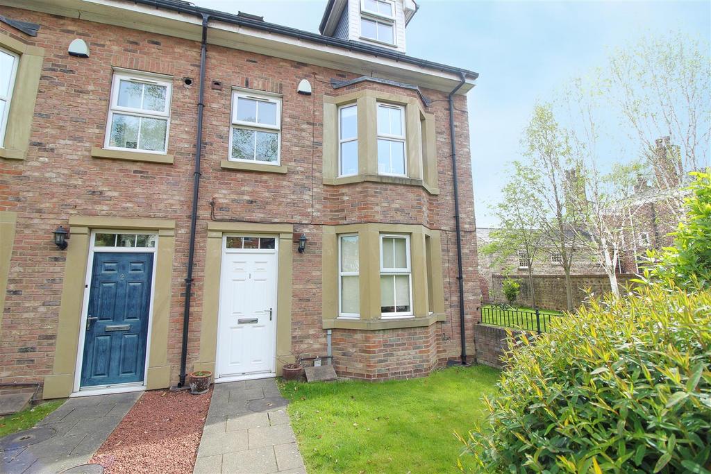 Palace Road, Ripon 4 bed end of terrace house £995 pcm (£230 pw)