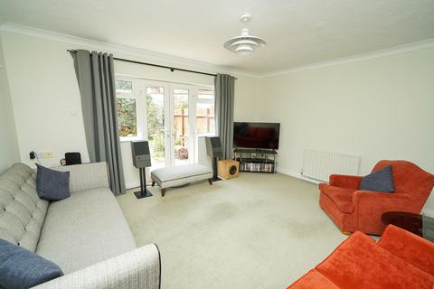 22b Mentmore Road, Leighton Buzzard, LU7 2NZ