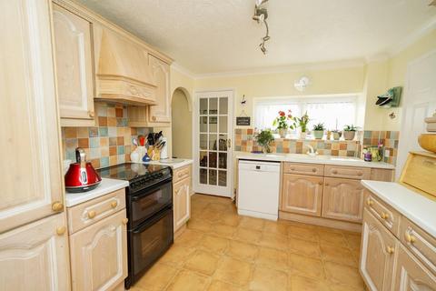 56 Bideford Green, Leighton Buzzard, LU7 2TH