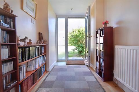 2 bedroom detached bungalow for sale - Lady Road, Blaenporth, Cardigan