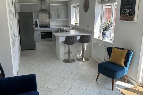 78 Bailey Avenue, Meon Vale, Stratford-upon-avon, CV37 8QW