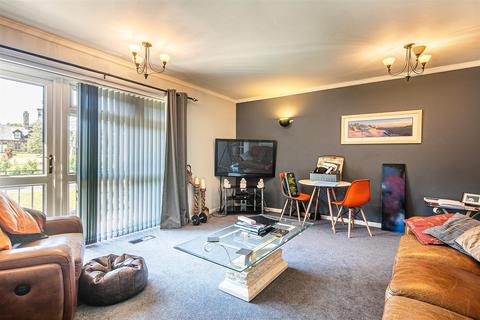 2 bedroom apartment for sale - Flat 5, Dore Court, Dore, S17 3LR