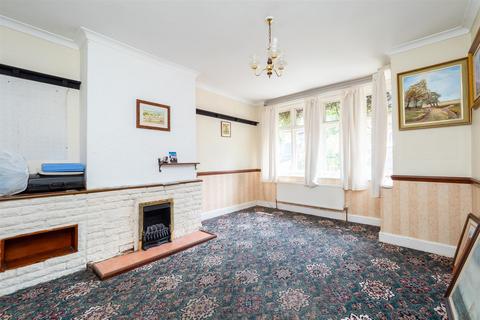 3 bedroom semi-detached house for sale, Cambridge Road, Carshalton