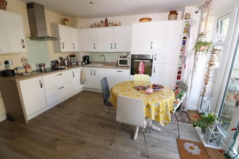 40 Drovers Way, Chipping Sodbury, Bristol, BS37 6FB