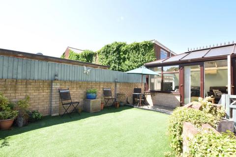 3 bedroom semi-detached house for sale - King Edward Street, Gainsborough