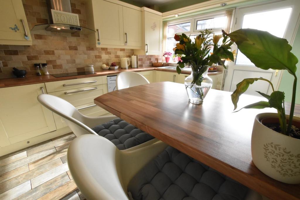 Breakfast Bar