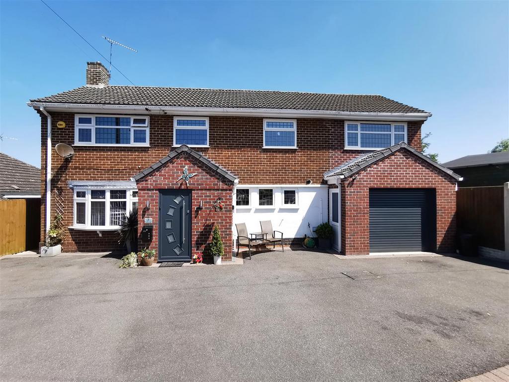 Thames Close, Derby 4 bed detached house for sale £400,000