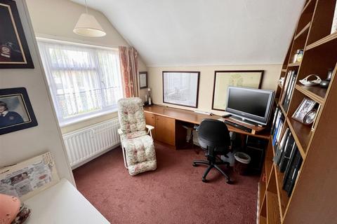 20 Colebrook Road, Shirley, Solihull, B90 2LD
