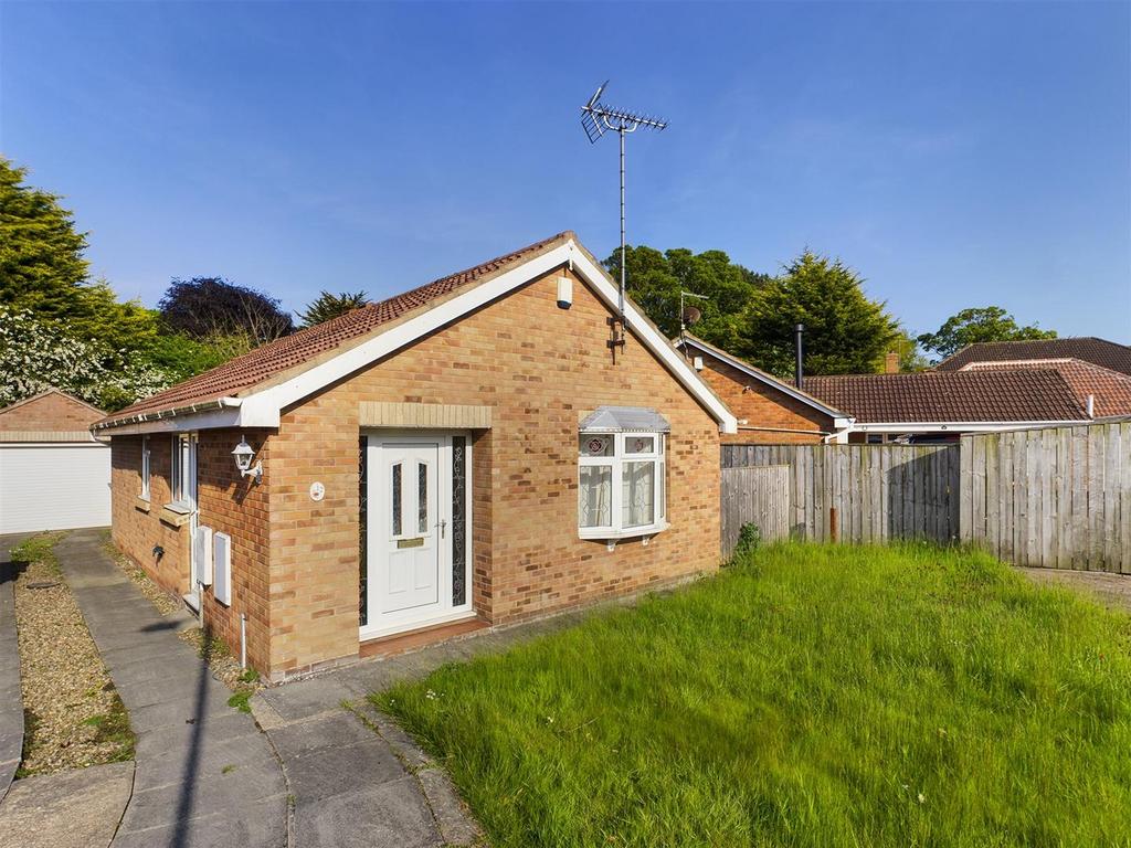 Swaledale Mews, Bridlington 2 bed detached bungalow for sale £239,950