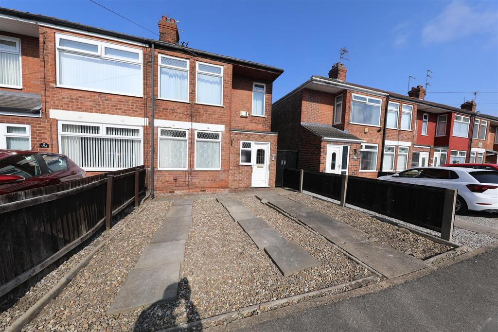 Kirklands Road, Hull 3 bed end of terrace house for sale £135,000