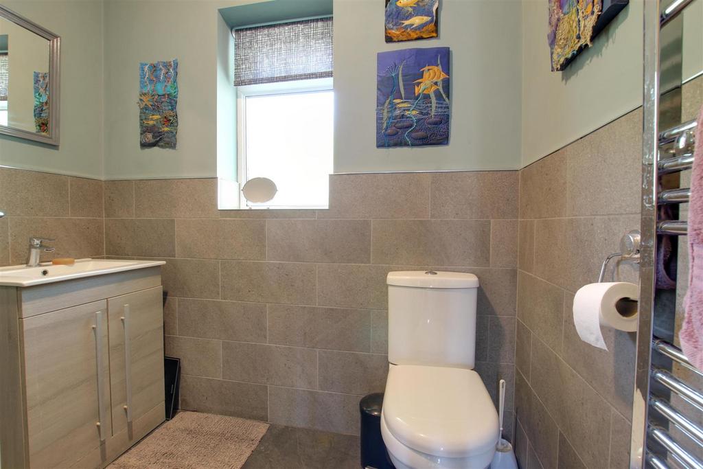 Shower room/w.c.