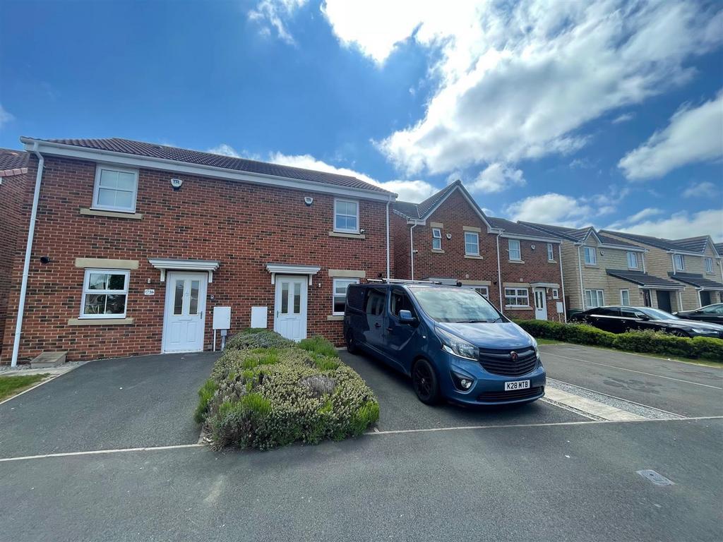 Densham Drive, StocktonOnTees 2 bed semidetached house £575 pcm (£