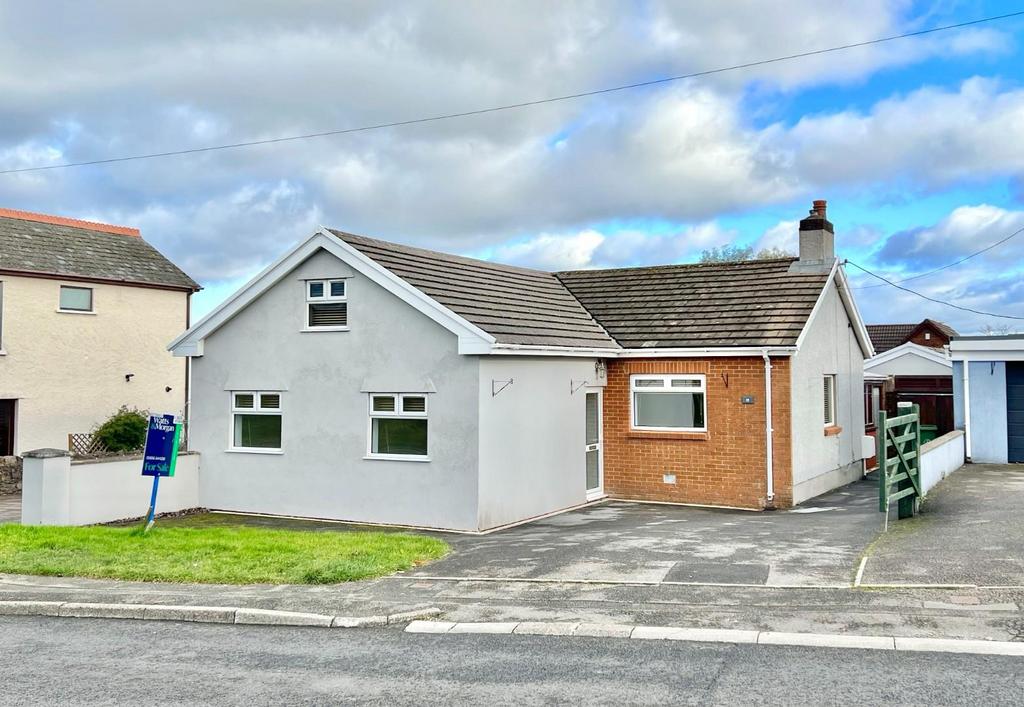 PenyrHeol, PenyFai, Bridgend County Borough, CF31 4ND 4 bed