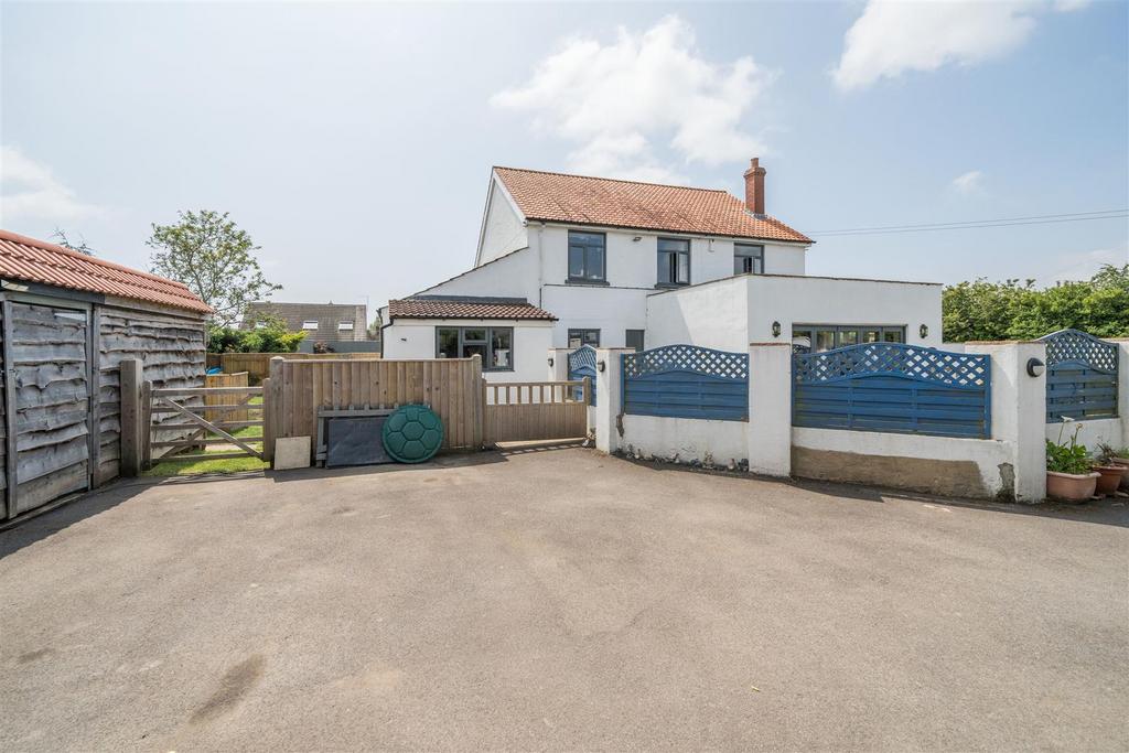 Dick O'th Banks Road, Crossways, Dorchester 5 bed detached house for